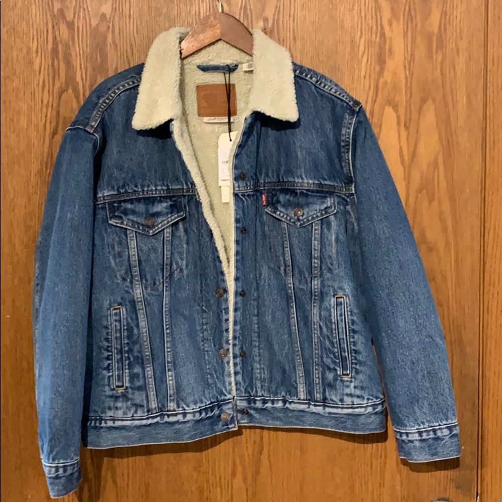 LEVI’S denim jacket